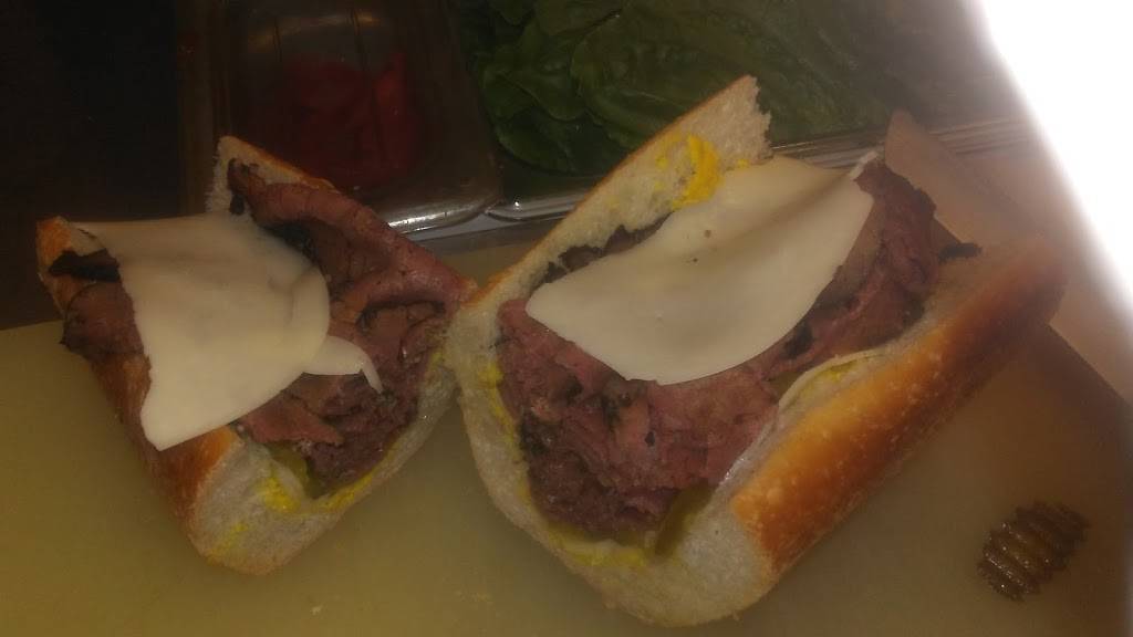 Anthonys Old World Deli | restaurant | 400 Warwick Ave, Warwick, RI 02888, USA | 4014619100 OR +1 401-461-9100