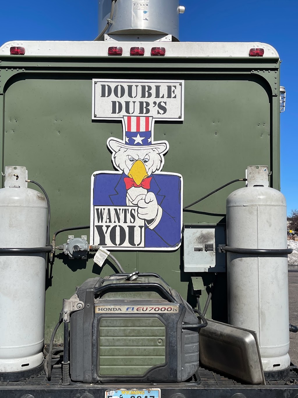 Weitzels Wings Aka Double Dubs | restaurant | 1010 S 3rd St, Bosler, WY 82070, USA | 3073994035 OR +1 307-399-4035