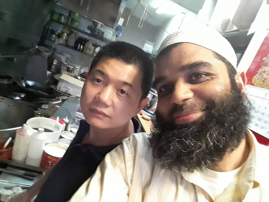 Halal Kitchen | restaurant | 2135 2nd Ave #2, New York, NY 10029, USA | 2127225250 OR +1 212-722-5250