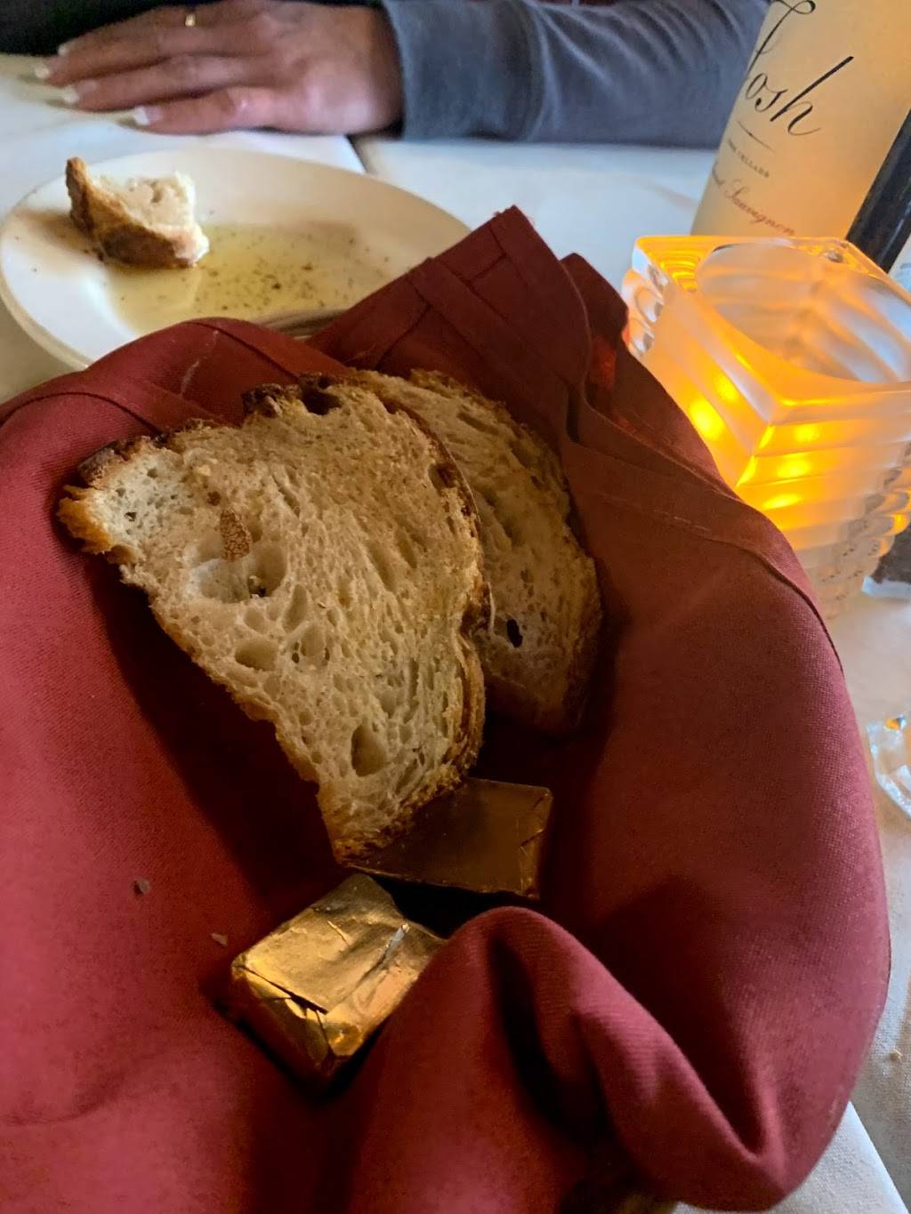 Tuscany Tavern | restaurant | 294 Court St, Plymouth, MA 02360, USA | 5087479291 OR +1 508-747-9291