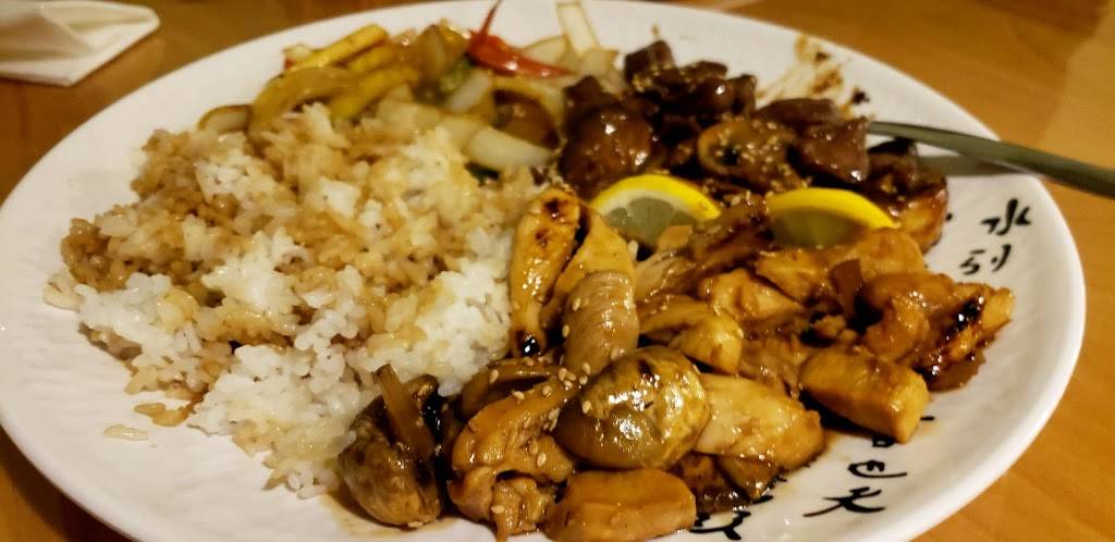 Sushi House | restaurant | 9308 Dyer St Suite A, El Paso, TX 79924, USA | 9152198825 OR +1 915-219-8825