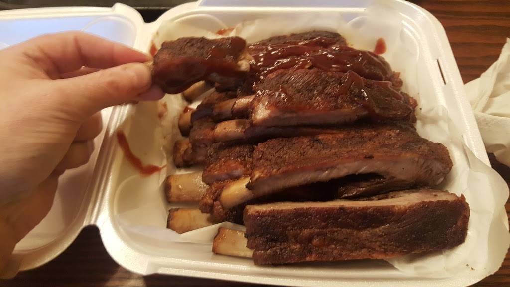 C & Gs Smoking Barbeque | restaurant | 4743 Nicollet Ave, Minneapolis, MN 55419, USA | 6128253400 OR +1 612-825-3400