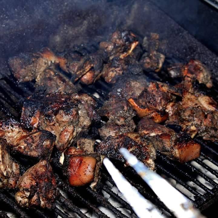 Dollys caribbean takeout | restaurant | 1600 S Dixie Hwy Unit G, Lake Worth, FL 33460, USA | 5619833902 OR +1 561-983-3902