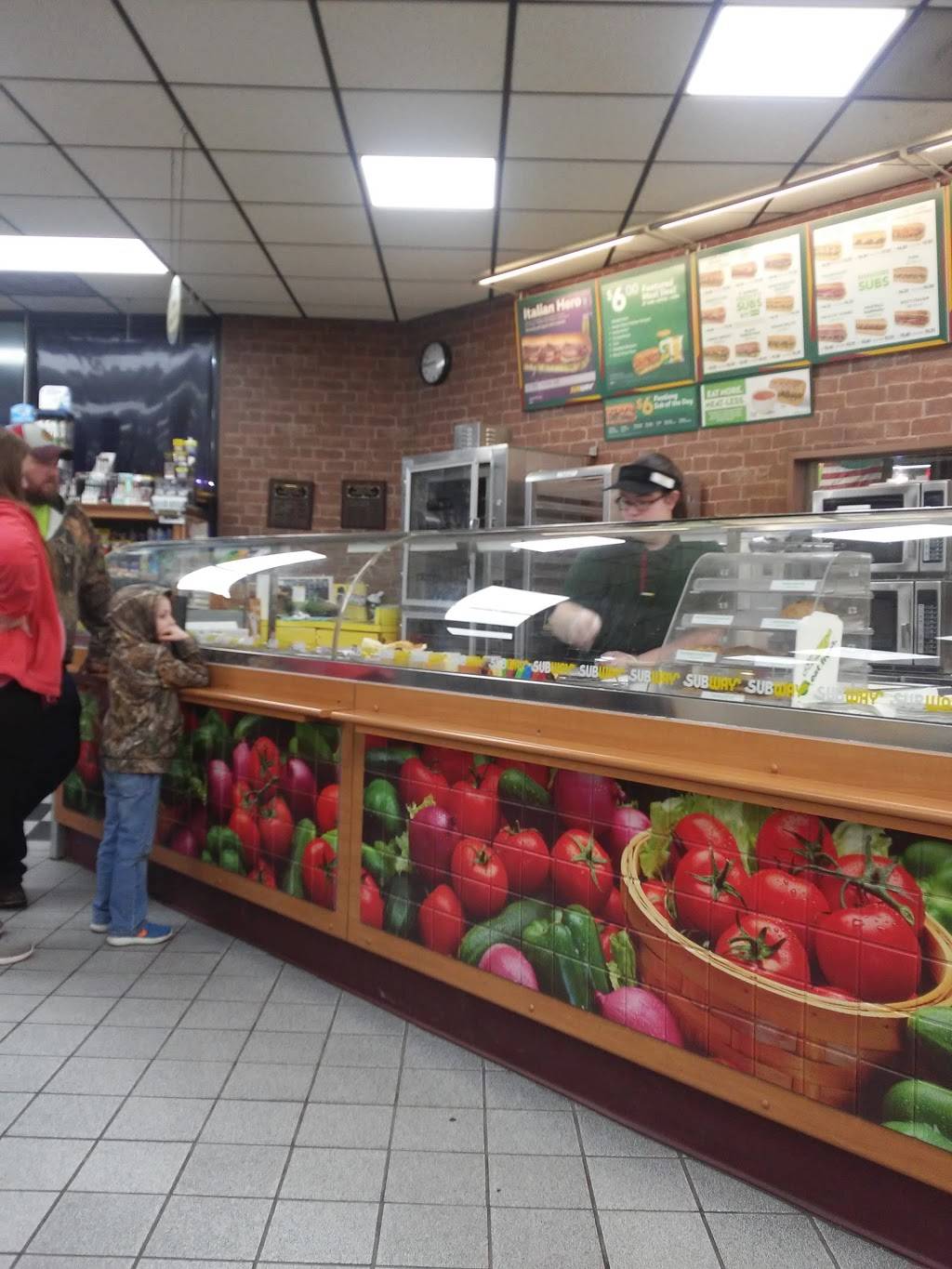 Subway | restaurant | 4105 Columbus St, Ottawa, IL 61350, USA | 8154349140 OR +1 815-434-9140