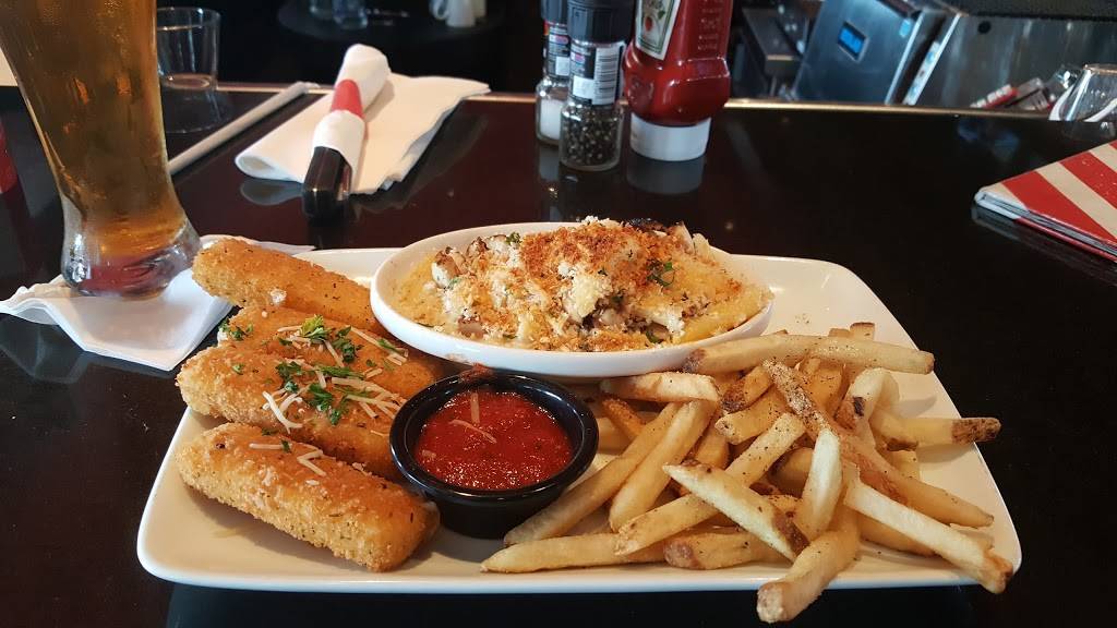 TGI Fridays | restaurant | 6640 Richmond Hwy, Alexandria, VA 22306, USA | 7037170690 OR +1 703-717-0690