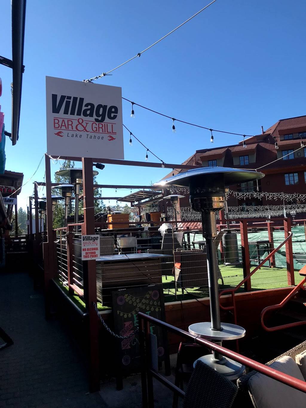 Village Bar and Grill | restaurant | 1001 Heavenly Village Way #50, South Lake Tahoe, CA 96150, USA | 5305238024 OR +1 530-523-8024