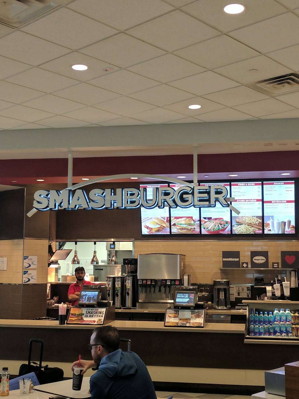 Smashburger | restaurant | 8500 Essington Ave Terminal F, Philadelphia, PA 19153, USA | 2159374410 OR +1 215-937-4410