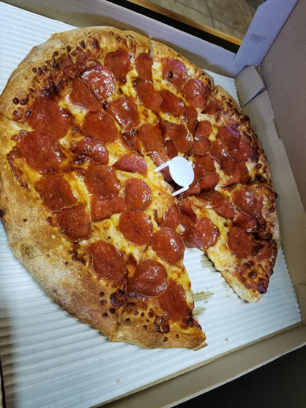 Pizza Factory | restaurant | 7775 N First St, Fresno, CA 93720, USA | 5594479500 OR +1 559-447-9500