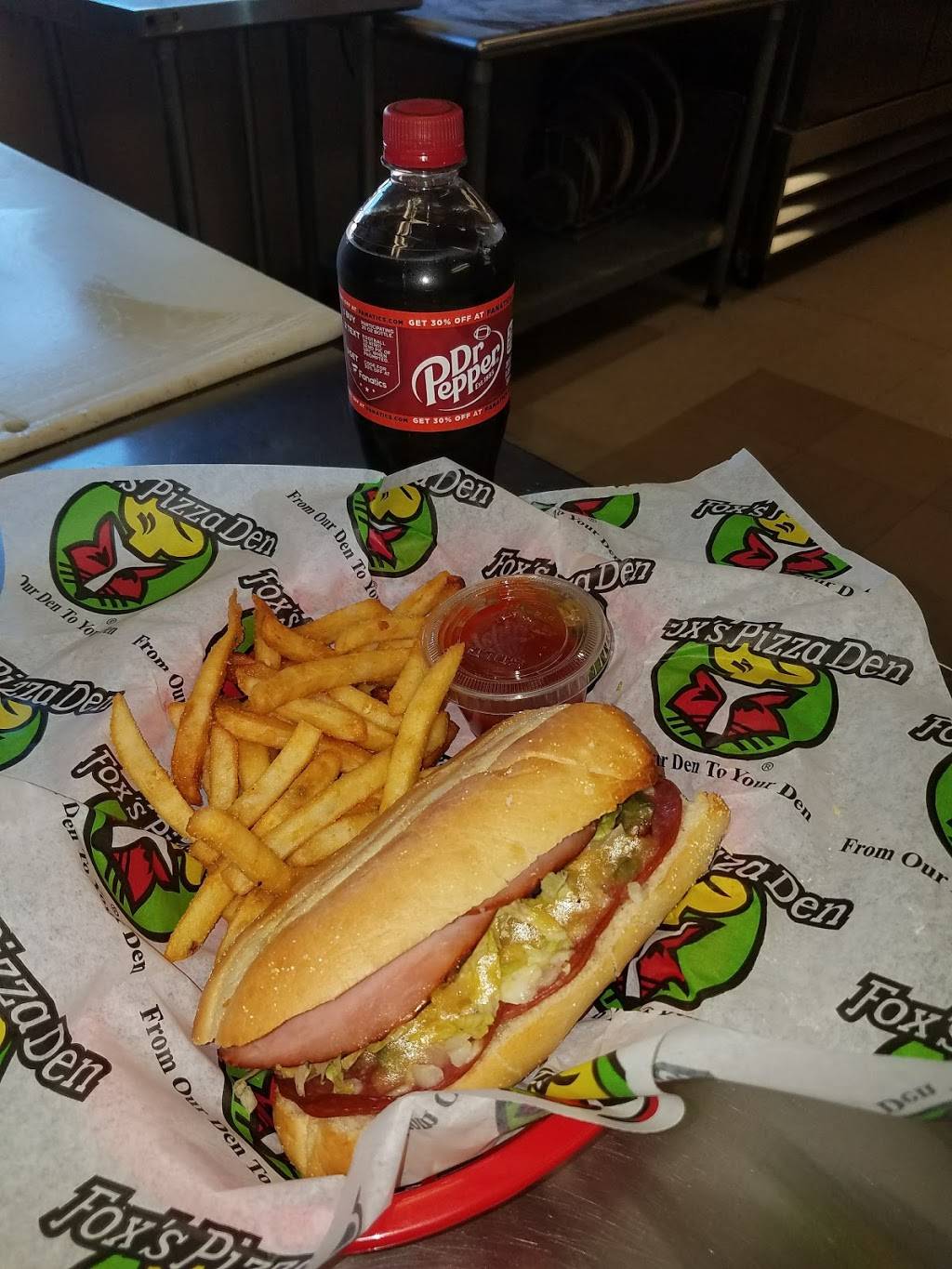 Foxs Pizza Den | restaurant | 224 Parkhill Dr, Parkhill, PA 15945, USA | 8145352456 OR +1 814-535-2456