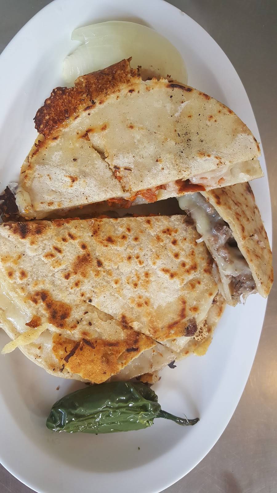 Los Tres Pollos | restaurant | 15628 S Broadway, Gardena, CA 90248, USA | 3105388846 OR +1 310-538-8846