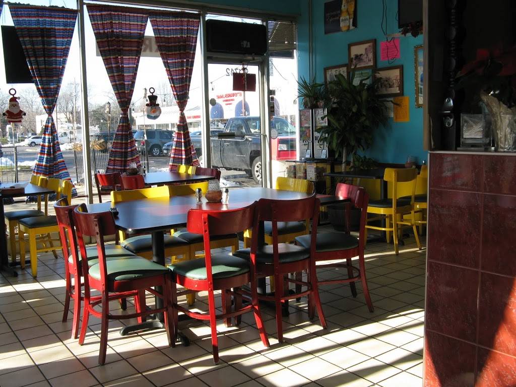 Mi Restaurante | restaurant | 1742 E Kensington Rd, Mt Prospect, IL 60056, USA | 2242175139 OR +1 224-217-5139