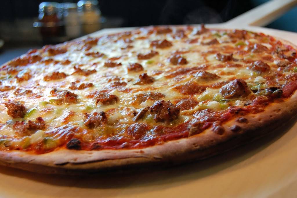 Broadway Pizza | restaurant | 11186 Commerce Dr N, Champlin, MN 55316, USA | 7634339228 OR +1 763-433-9228