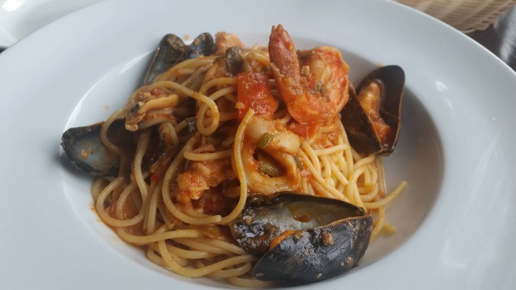 Sorsi e Morsi | restaurant | 4900 Dundas St W, Etobicoke, ON M9A 1B5, Canada | 4162322250 OR +1 416-232-2250