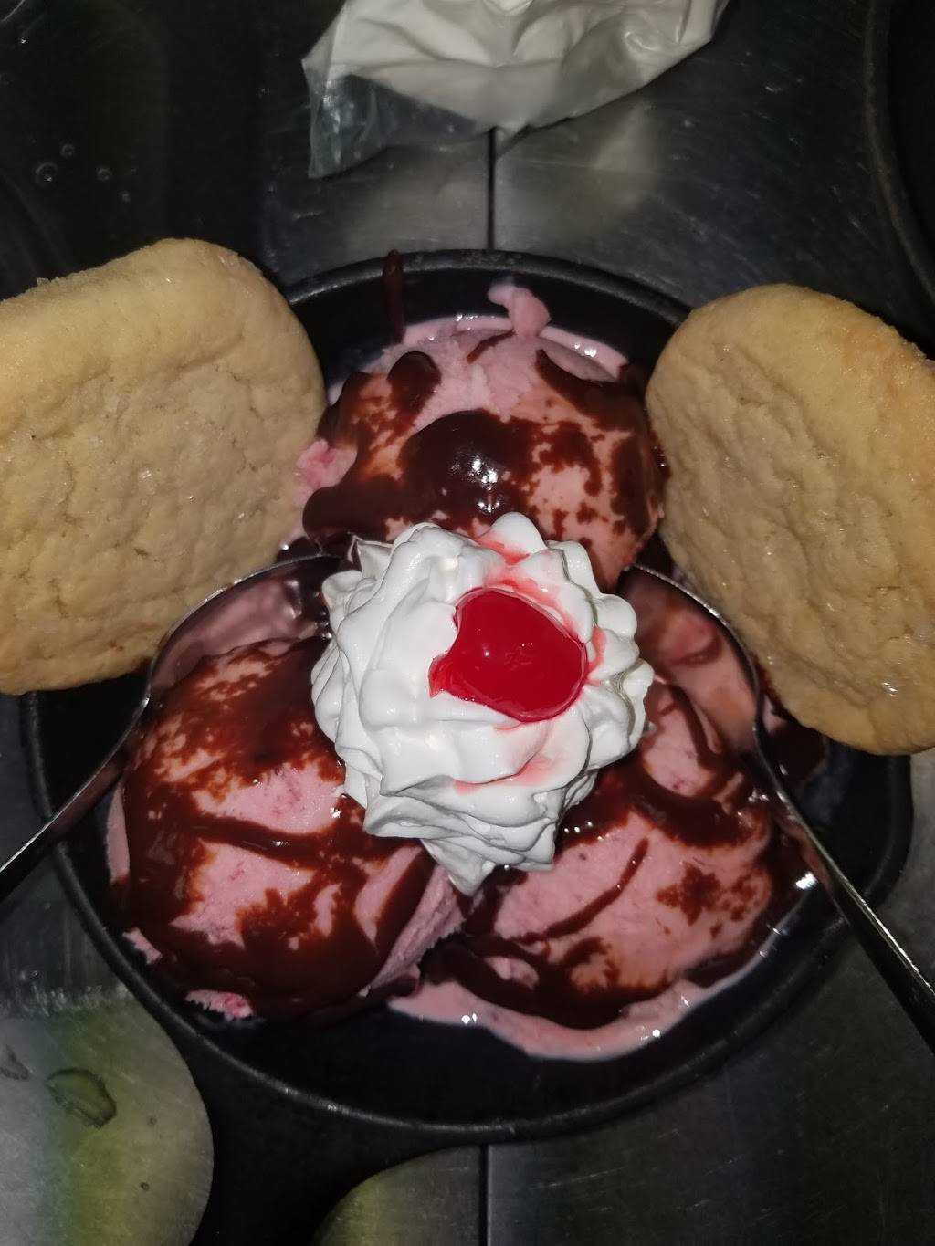 Shoneys | meal takeaway | 2120 N Roan St, Johnson City, TN 37601, USA | 4232822371 OR +1 423-282-2371