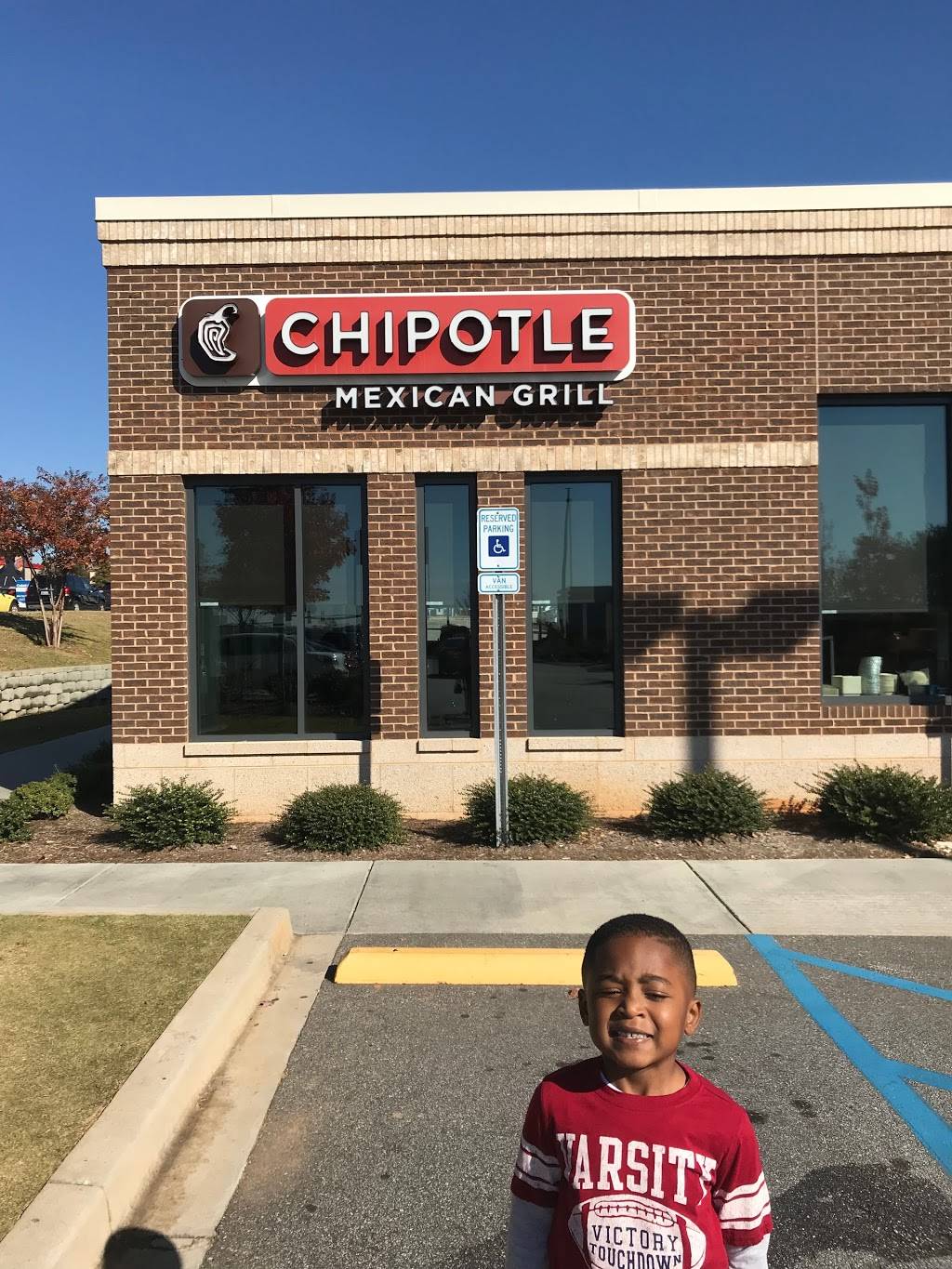 Chipotle Mexican Grill | restaurant | 640 Haywood Rd, Greenville, SC 29607, USA | 8642345882 OR +1 864-234-5882