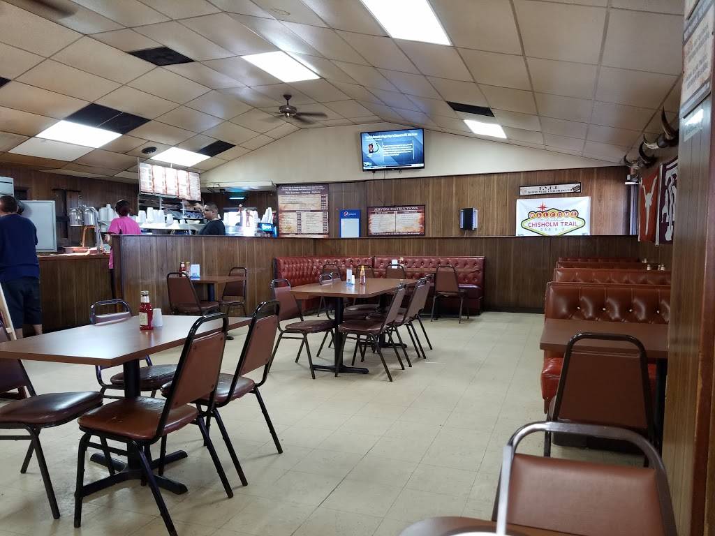 Lockhart Chisholm Trail BBQ | restaurant | 1323 S Colorado St, Lockhart, TX 78644, USA | 5123986027 OR +1 512-398-6027