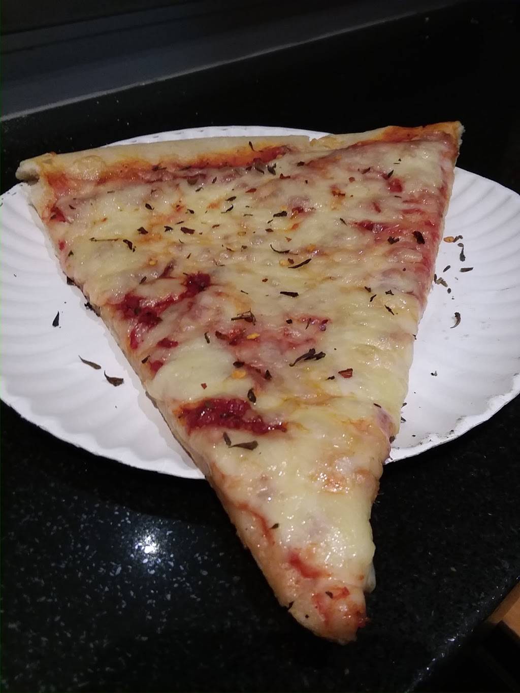 New Roma Pizza | restaurant | 116 Delancey St, New York, NY 10002, USA | 2125337900 OR +1 212-533-7900