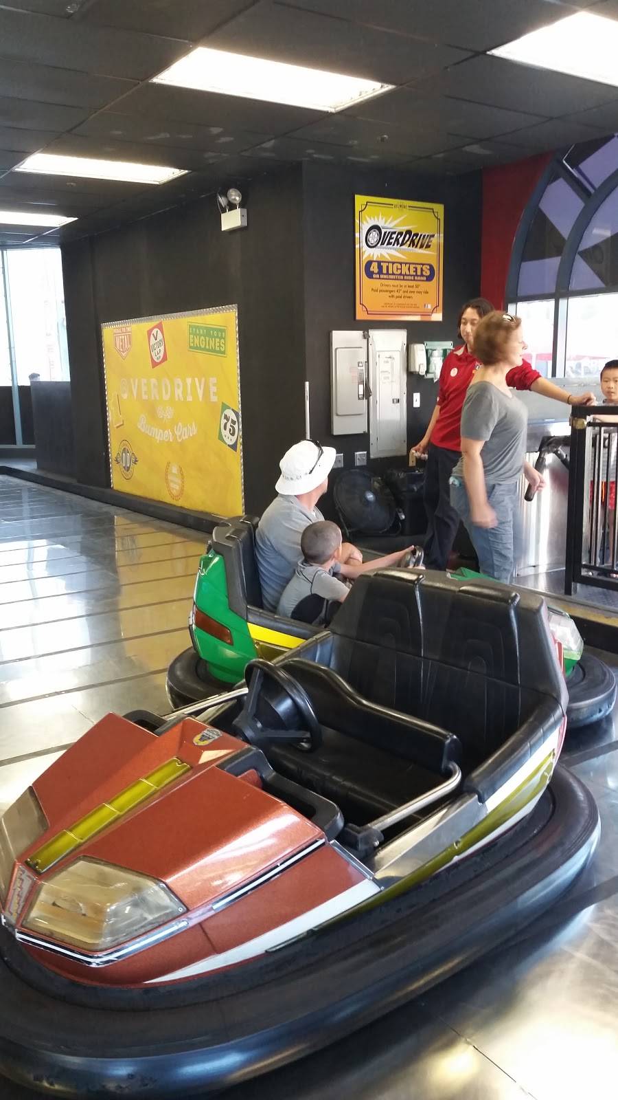 Hot Dog on a Stick | restaurant | 3146 Mission Blvd C, San Diego, CA 92109, USA | 8583815251 OR +1 858-381-5251