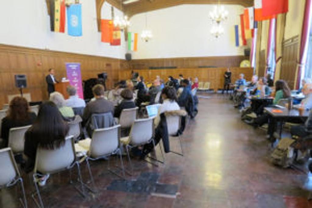 University YMCA | restaurant | 1001 S Wright St, Champaign, IL 61820, USA | 2173371500 OR +1 217-337-1500