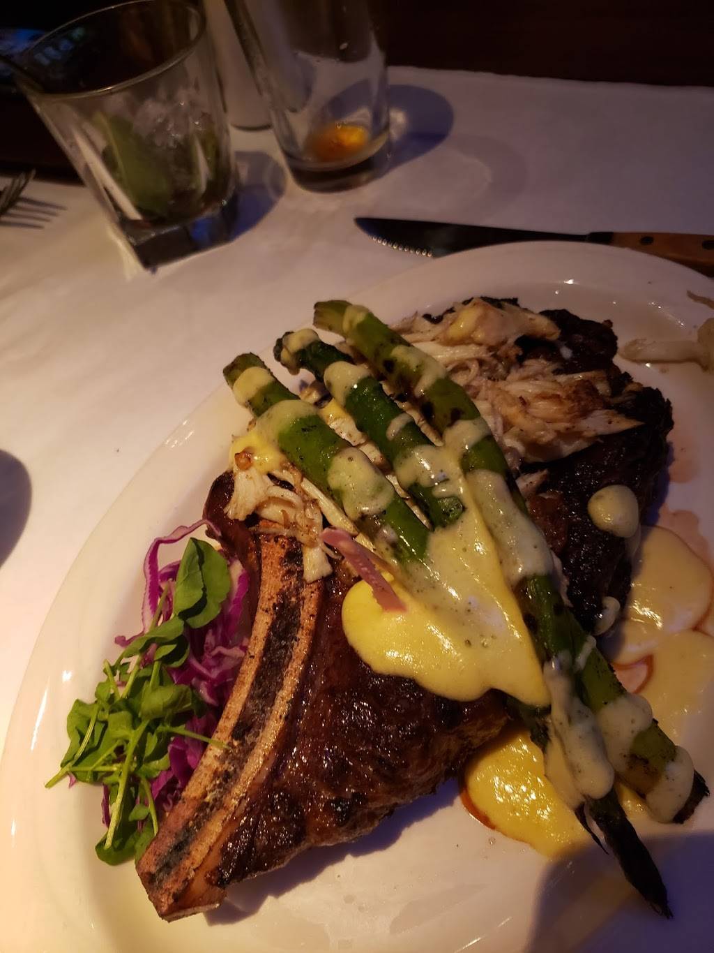 Charleys Steak House | restaurant | 8255 International Dr #100, Orlando, FL 32819, USA | 4073630228 OR +1 407-363-0228