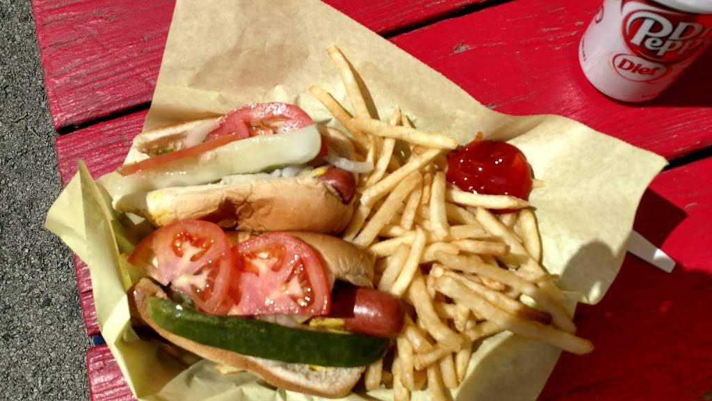 Budackis Drive In | restaurant | 4739 N Damen Ave, Chicago, IL 60625, USA | 7735611322 OR +1 773-561-1322