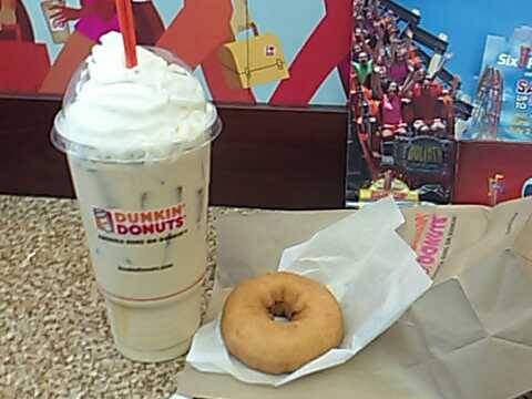 Dunkin Donuts | cafe | 1535 W Grand Ave, Chicago, IL 60622, USA | 3126663700 OR +1 312-666-3700