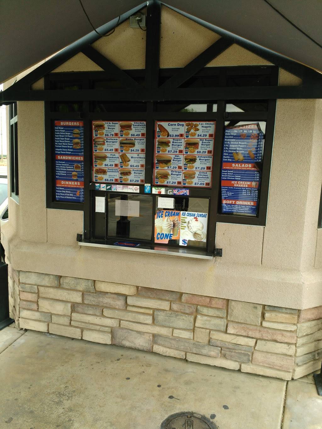 Best Burger Drive-In | restaurant | 6430 S Mooney Blvd, Visalia, CA 93277, USA | 5596851205 OR +1 559-685-1205