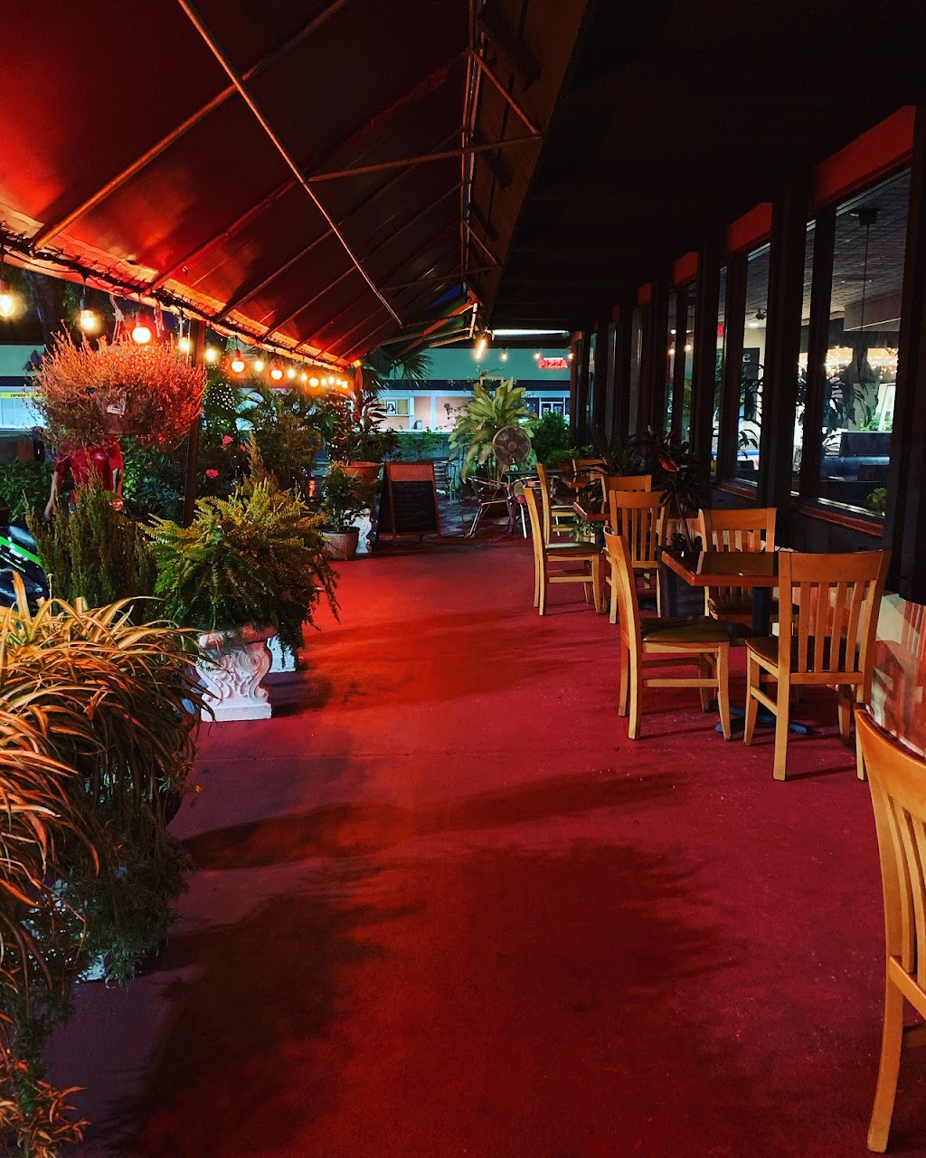 The Original Ranch House Restaurant | restaurant | 1548 W 84th St, Hialeah, FL 33014, USA | 3058218200 OR +1 305-821-8200