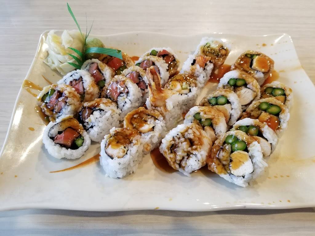 Black Pine Tree Sushi Bar | restaurant | 18700 Eureka Rd, Southgate, MI 48195, USA | 7342848700 OR +1 734-284-8700