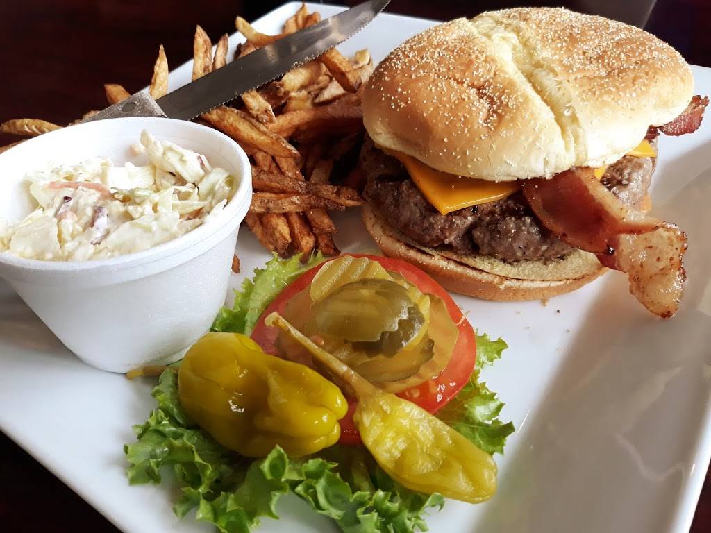 THE CART BARN GRILL | restaurant | 625 Jefferson St, LaGrange, GA 30240, USA | 7068843362 OR +1 706-884-3362