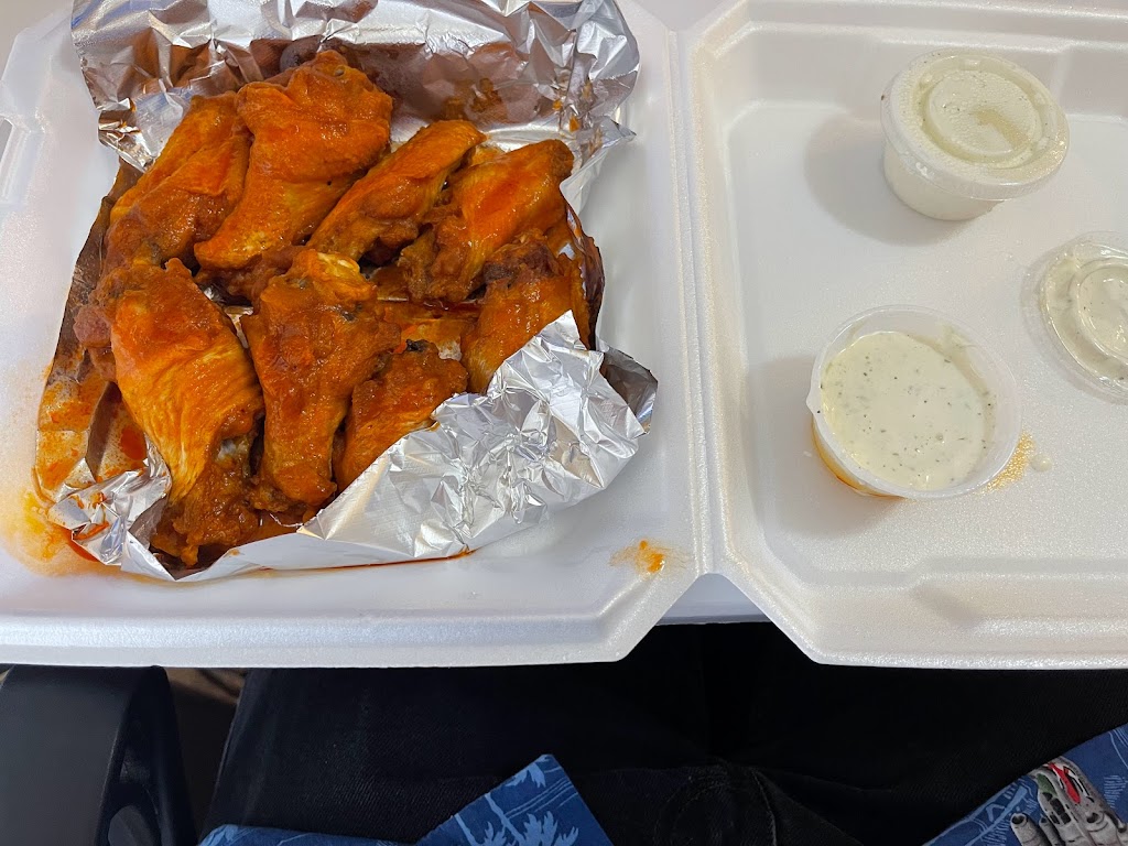 El Paso Wing House | restaurant | 4028 N Mesa St, El Paso, TX 79902, USA | 9155005333 OR +1 915-500-5333