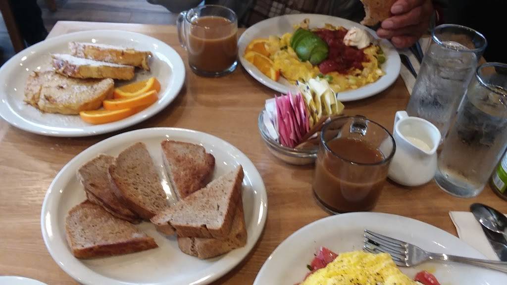 H&Js Restaurant | restaurant | 10841 San Pablo Ave, El Cerrito, CA 94530, USA | 5106479786 OR +1 510-647-9786