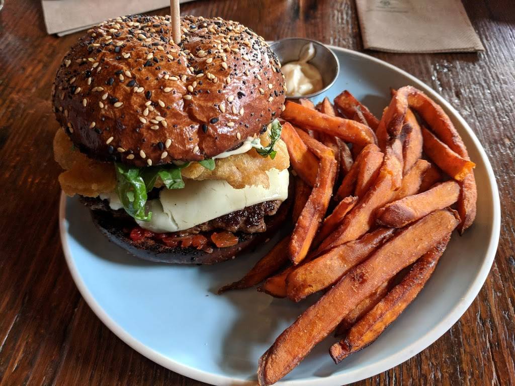 Local Liberty Village | restaurant | 100-171 E Liberty St, Toronto, ON M6K 3P6, Canada | 4169018351 OR +1 416-901-8351