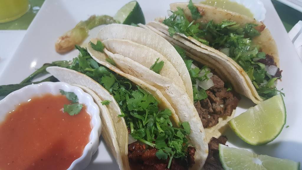 Talavera Restaurant | restaurant | 1008 Little Britain Rd, New Windsor, NY 12553, USA | 8455630552 OR +1 845-563-0552