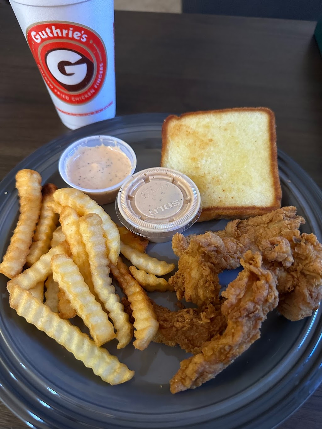 Guthries | restaurant | 1840 W Chinden Blvd, Meridian, ID 83646, USA | 2082027912 OR +1 208-202-7912