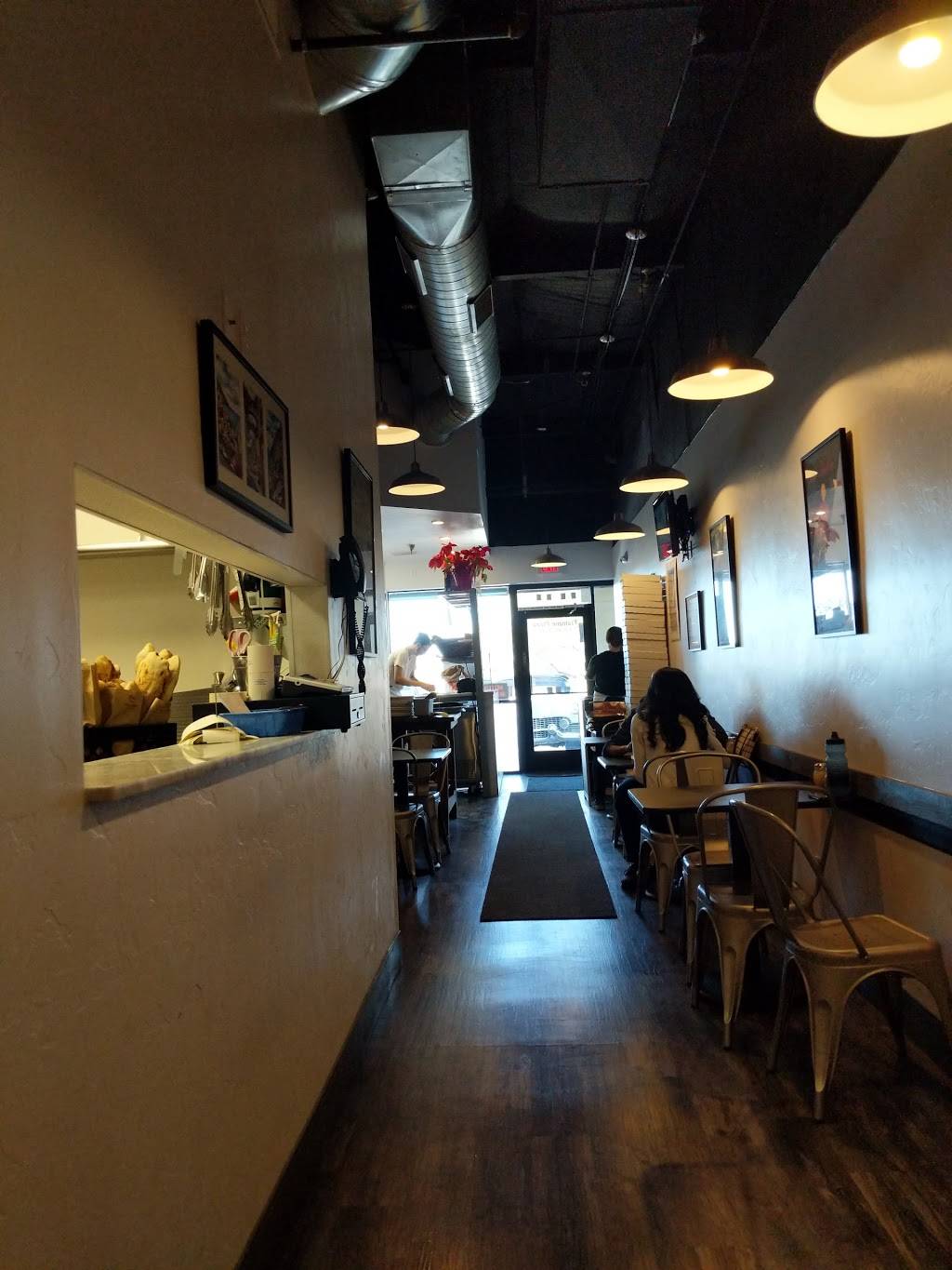 Fiamme Pizza | restaurant | 4706 E Sunrise Dr, Tucson, AZ 85718, USA | 5205295777 OR +1 520-529-5777