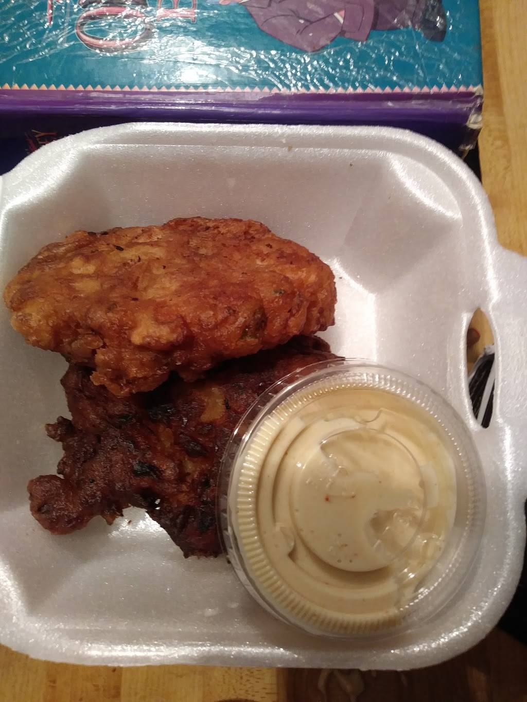 Royal Caribbean Restaurant | restaurant | 1568 Montier St, Pittsburgh, PA 15221, USA | 4122425226 OR +1 412-242-5226