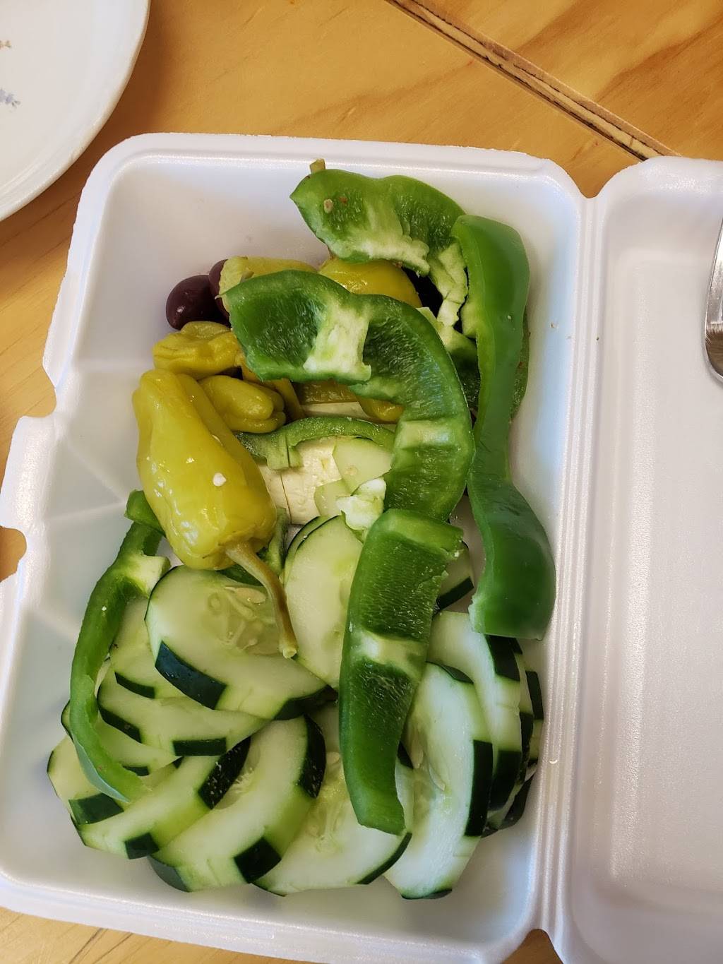 Apovini Grill | restaurant | 1536 N Crooks Rd, Clawson, MI 48017, USA | 2482887118 OR +1 248-288-7118