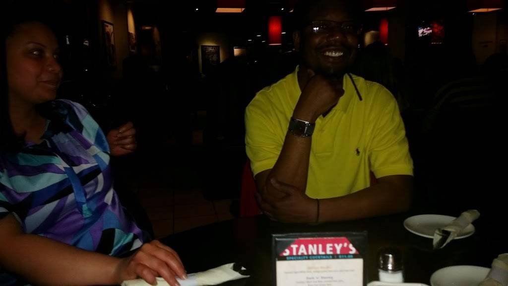 Stanleys Restaurant | restaurant | 4336 Van Nuys Blvd, Sherman Oaks, CA 91403, USA | 8184538025 OR +1 818-453-8025