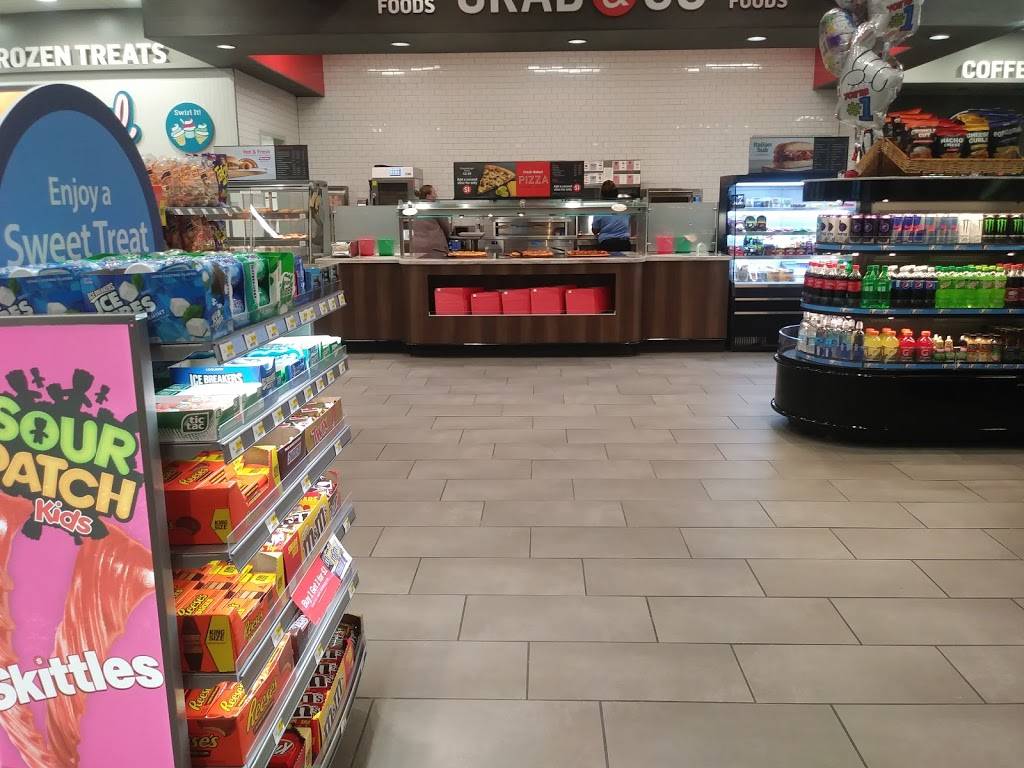 RaceTrac | bakery | 1810 Wilma Rudolph Blvd, Clarksville, TN 37040, USA | 9316487558 OR +1 931-648-7558