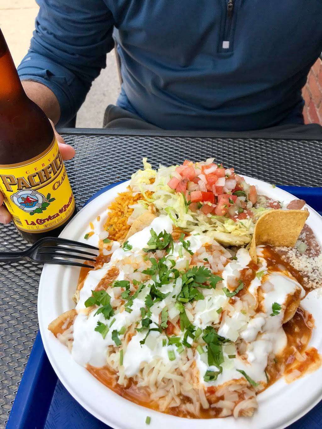 El Taco Riendo | restaurant | 2412 Central Ave NE, Minneapolis, MN 55418, USA | 6127813000 OR +1 612-781-3000