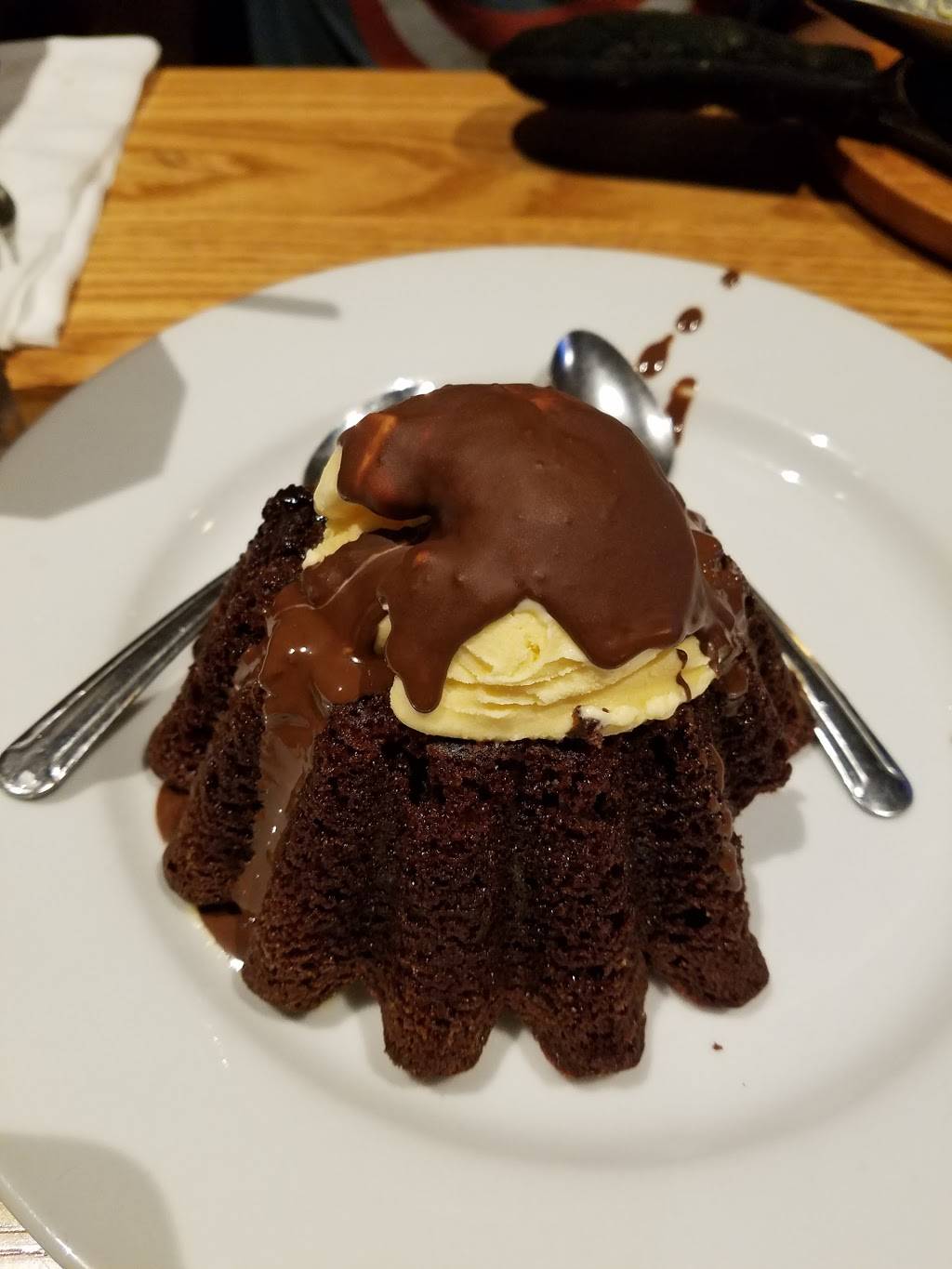 Chilis Grill & Bar | restaurant | 5005 Old Hickory Blvd, Hermitage, TN 37076, USA | 6158727188 OR +1 615-872-7188