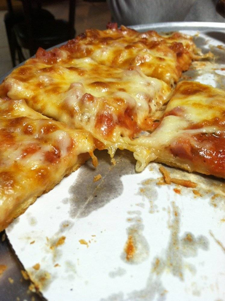 Tanellis Chicago Style Pizza | meal delivery | 7065 W Belmont Ave, Chicago, IL 60634, USA | 7736224244 OR +1 773-622-4244