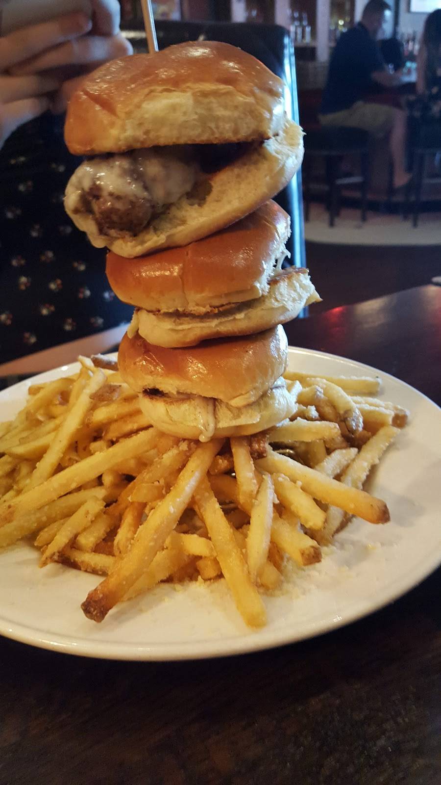 Plan b Springfield | restaurant | 1000 W Columbus Ave, Springfield, MA 01105, USA | 4132858296 OR +1 413-285-8296