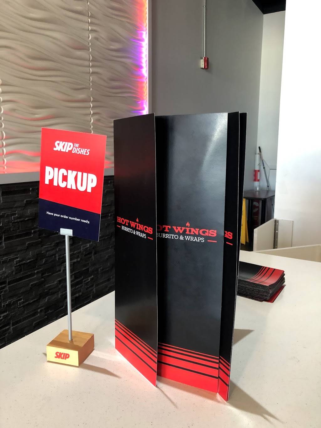 HOT WINGS Burrito & Wraps | restaurant | Markham Convention Plaza. Unit# 4, 2901 Markham Rd, Toronto, ON M1X 0B6, Canada | 4162917999 OR +1 416-291-7999