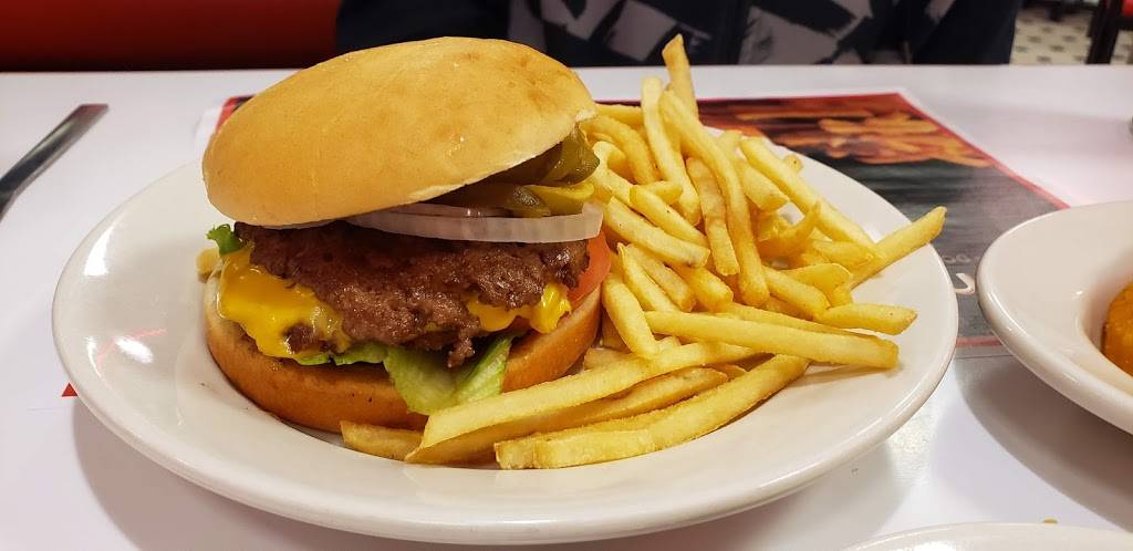 Steak n Shake | restaurant | 133 S State Rd 7, Royal Palm Beach, FL 33414, USA | 5613336474 OR +1 561-333-6474