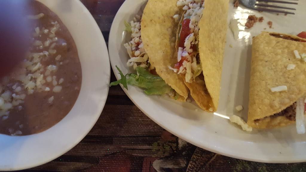 El Coral | restaurant | 3984 Goodman Rd, Horn Lake, MS 38637, USA | 6625108263 OR +1 662-510-8263