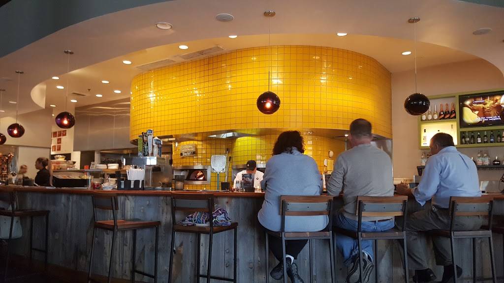 California Pizza Kitchen at Laguna Hills | restaurant | 24155 Laguna Hills Mall #1000, Laguna Hills, CA 92653, USA | 9494589600 OR +1 949-458-9600