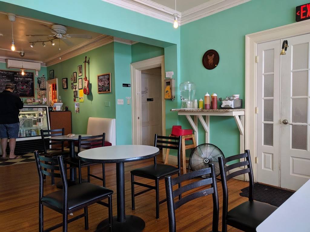 Berben & Wolffs | restaurant | 227 Lark St, Albany, NY 12210, USA | 5185995306 OR +1 518-599-5306