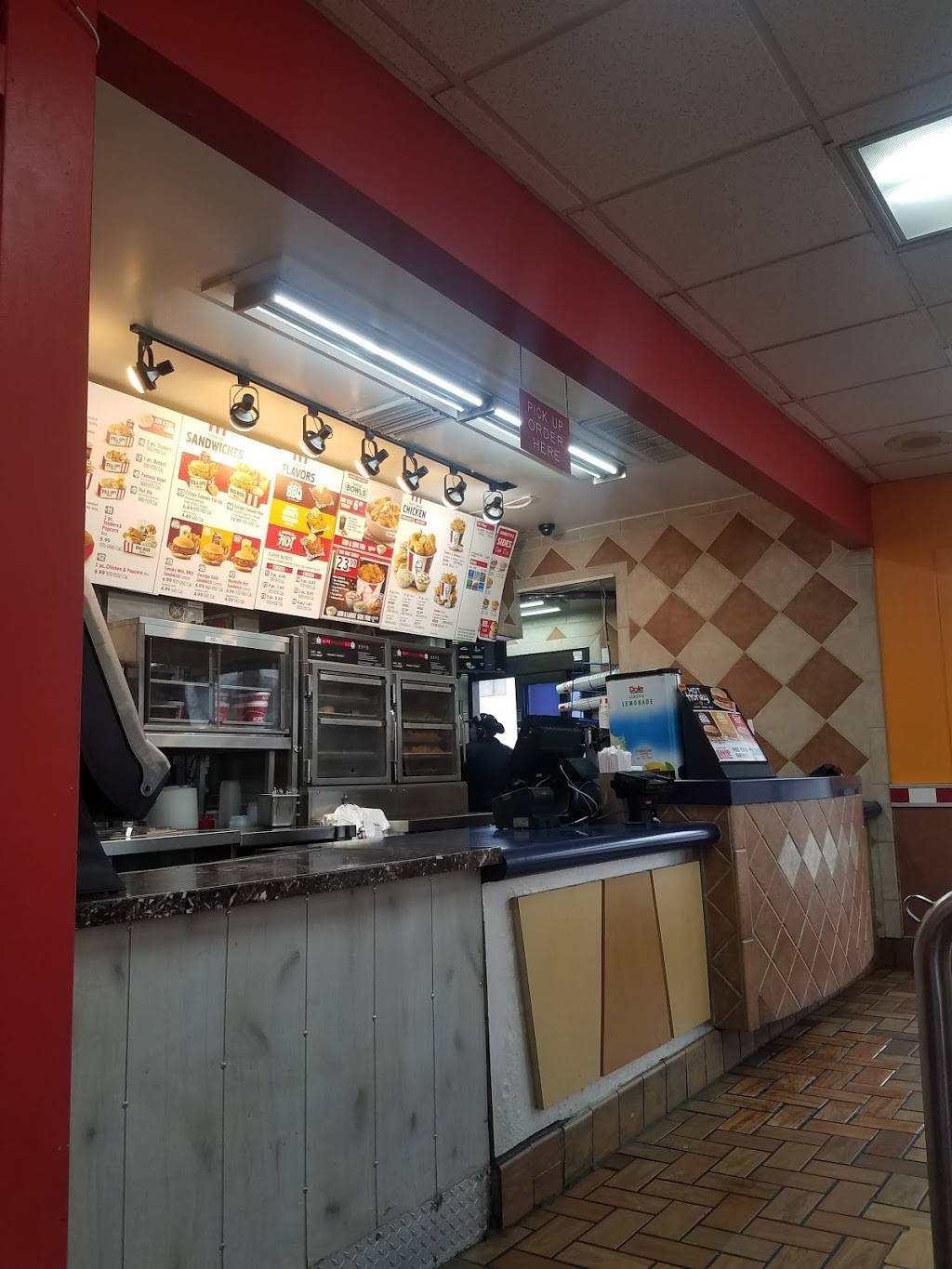 KFC | restaurant | 14522 Burbank Blvd, Van Nuys, CA 91411, USA | 8187806990 OR +1 818-780-6990